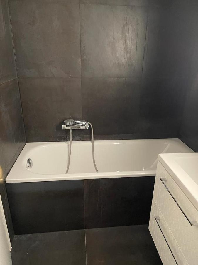 5 Rooms In The Same House Γενεύη Εξωτερικό φωτογραφία