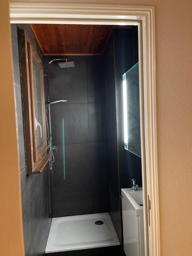 5 Rooms In The Same House Γενεύη Εξωτερικό φωτογραφία