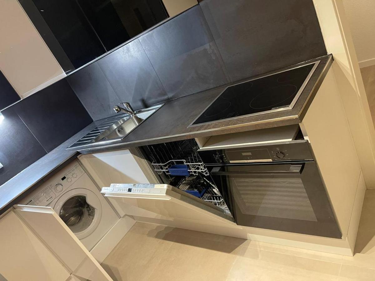 5 Rooms In The Same House Γενεύη Εξωτερικό φωτογραφία